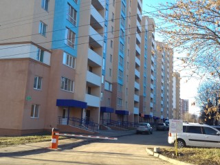 Продаю 1-комнатную квартиру по ул. Рахманинова,12 к.1