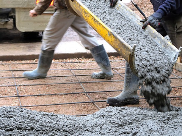 betonirovanie-fundament-poly-ploshhadka-otmostka-big-2